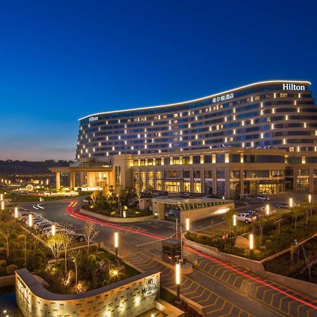 Hilton Urumqi Esterno foto