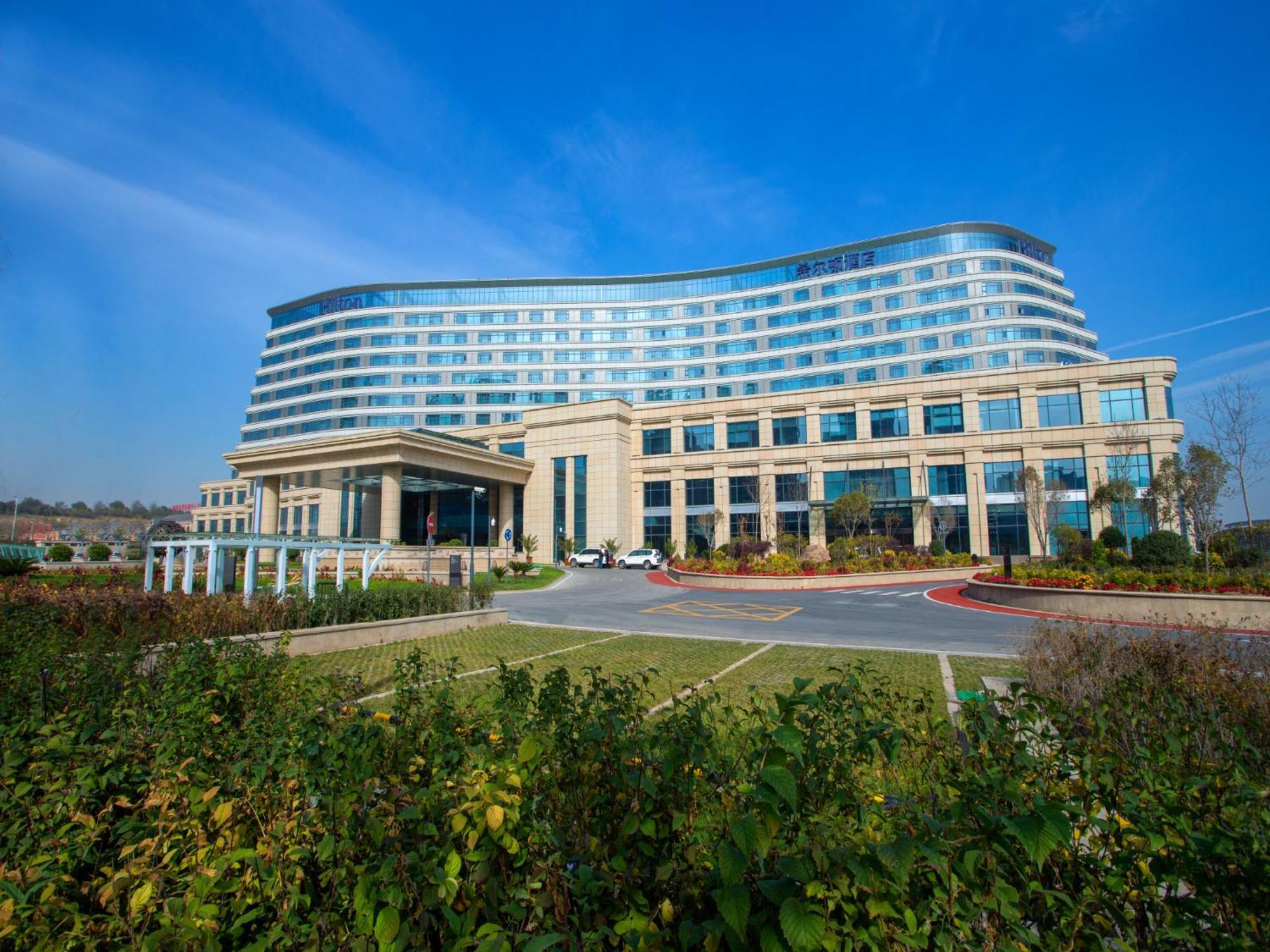 Hilton Urumqi Esterno foto