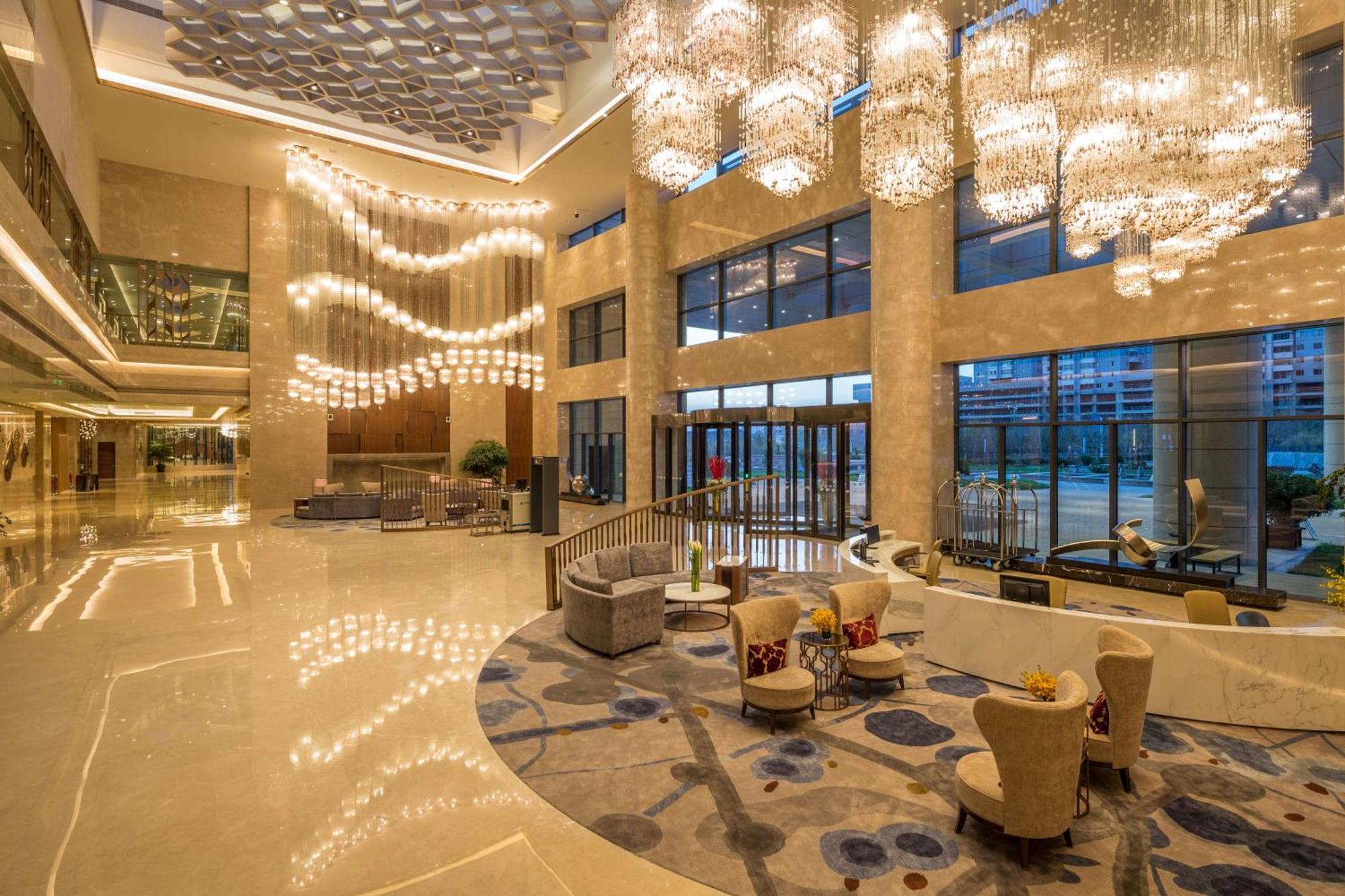 Hilton Urumqi Esterno foto