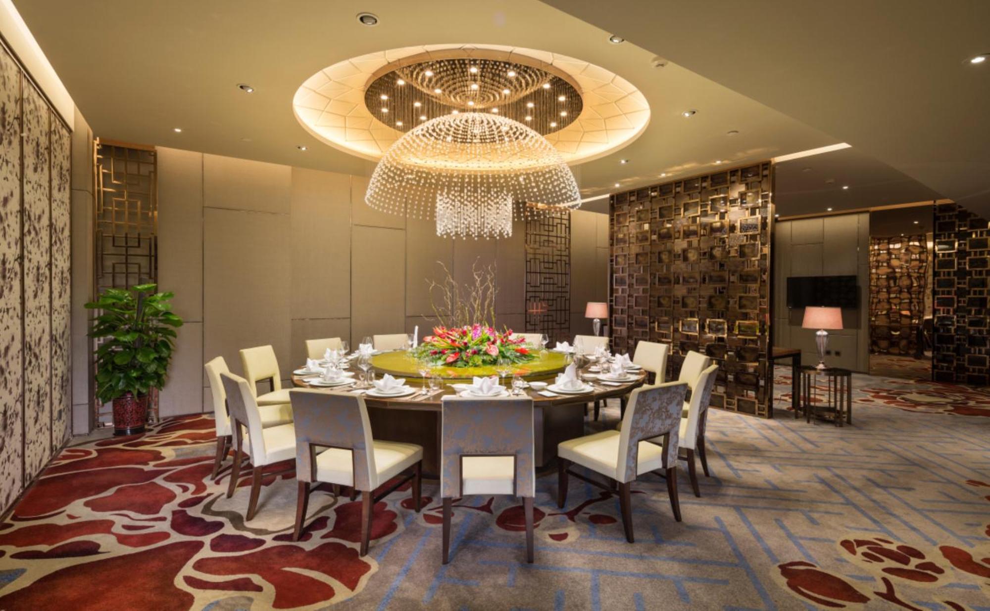 Hilton Urumqi Esterno foto
